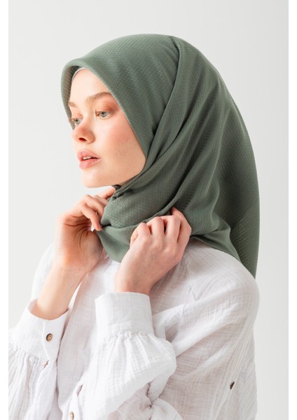 Soft Pamuk Jakarlı Eşarp – Doğal Dokulu, Hafif ve Nefes Alan Kumaş- Bambu Kraş Eşarp Yumuşak Dokulu Düz Renk Eşarp, Tesettür Eşarp indirimleri