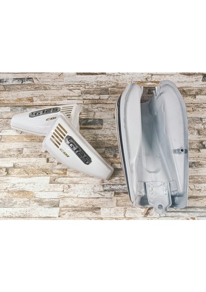 Cg Şeritli Benzin Deposu ve Yan Kapak Takımı Beyaz modelleri