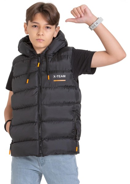 Erkek Çocuk Kapüşonlu Baskılı Astarlı Cepli Mevsimlik Şişme Yelek fiyatları
