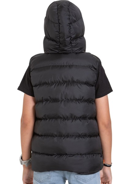 Erkek Çocuk Kapüşonlu Baskılı Astarlı Cepli Mevsimlik Şişme Yelek indirimleri