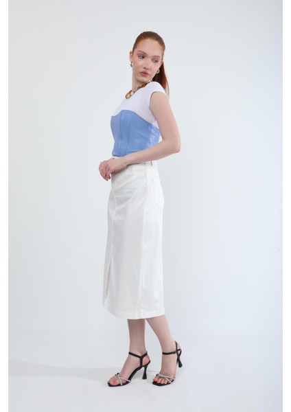 Önden Yırtmaçlı Likralı Midi Etek fırsatları