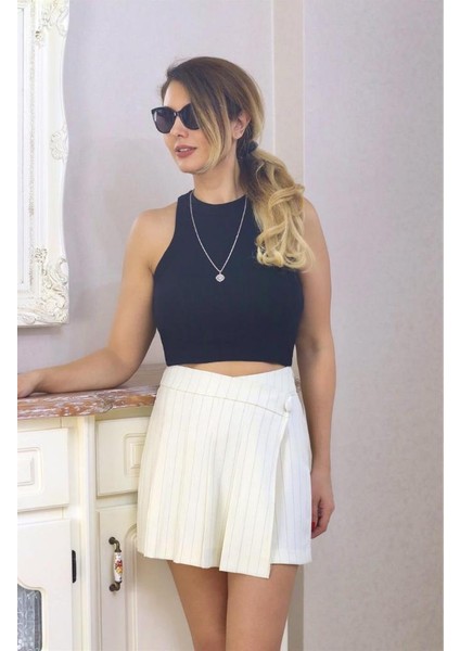 Kadın Krem Lacivert Çizgili Şort Etek