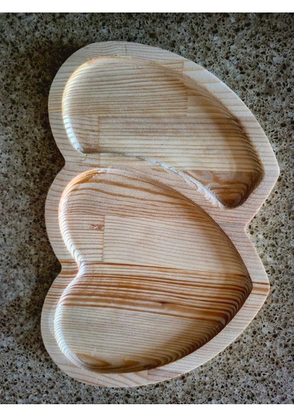 Ahşap Sunum Tahtası - Kalp Şekilli - 29 X 19 cm