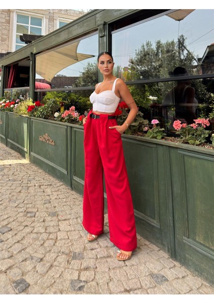 Kırmızı Keten Karışımlı Kemerli Pantolon modelleri