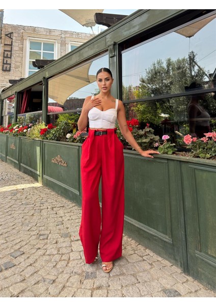 Kırmızı Keten Karışımlı Kemerli Pantolon indirimleri