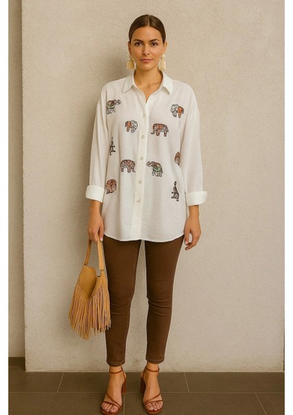 Kadın Beyaz Fil Işlemeli Gömlek