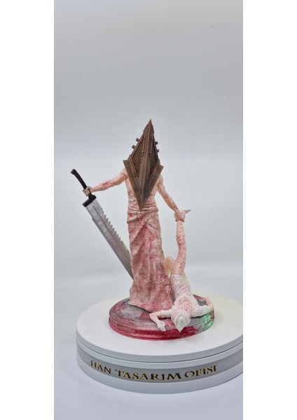 Pyramid Head 29 cm Figür Silent Hill Nurse fiyatları