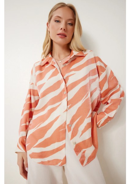 Kadın Desenli Saten Gömlek fiyatları