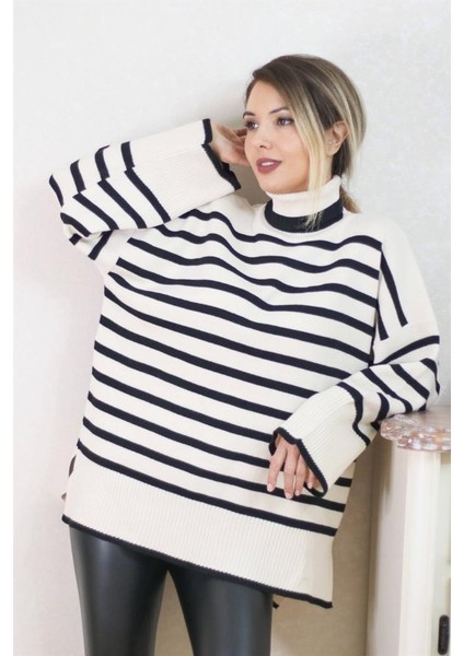 Kadın Ekru Çizgili Oversize Triko Kazak