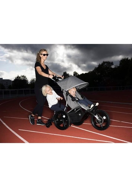 Koltuklu Ikinci Çocuk Basamağı / Black indirimleri