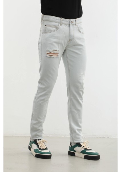 Erkek Yırtık Detaylı Slim Fit Jean Pantolon