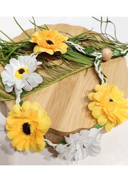 Gösterişli Çiçekli Figürlü Örgü Taç