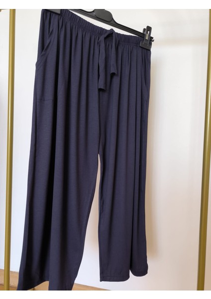 Pamuklu Viskon Ince Yazlık Cepli Penye Kapri Pijama Pantolon Lacivert - Xl fırsatları