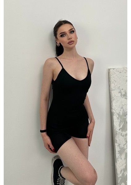 Kadın Siyah Mini Askılı Vücuda Oturan U Yaka Şortlu Tulum fiyatları