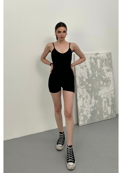 Kadın Siyah Mini Askılı Vücuda Oturan U Yaka Şortlu Tulum indirimleri