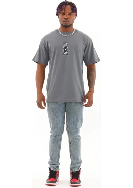 Unisex Oversize Baskılı Bisiklet Yaka T-Shirt - Füme fırsatları