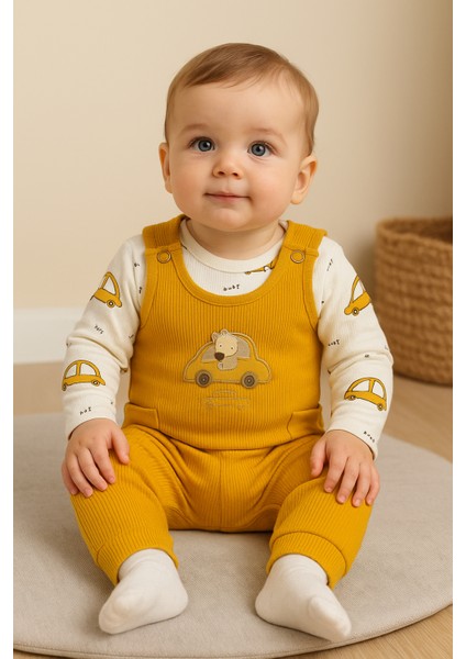 Araba Nakışlı Erkek Bebek Tulum 3’lü Tulum Seti – Zıbın, Tulum ve Çorap | 3-6-9 Ay Bebek Kıyafeti