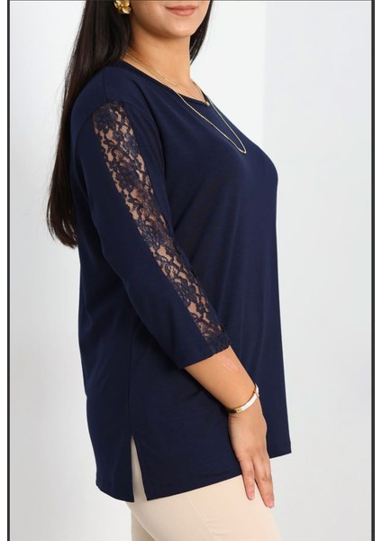 Büyük Beden Kolları Dantelli Bluz