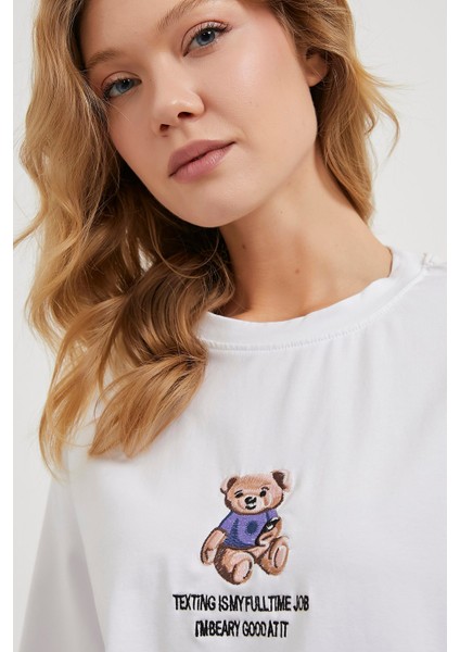 Armalıfe 6201 Ayıcık Nakışlı Bisiklet Yaka Rahat Kalıp Kadın T-Shırt fiyatları