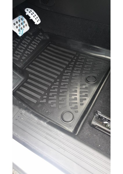 Renault Austral Mild Hybrit 2023 + 3D Havuzlu Paspas Siyah fiyatları