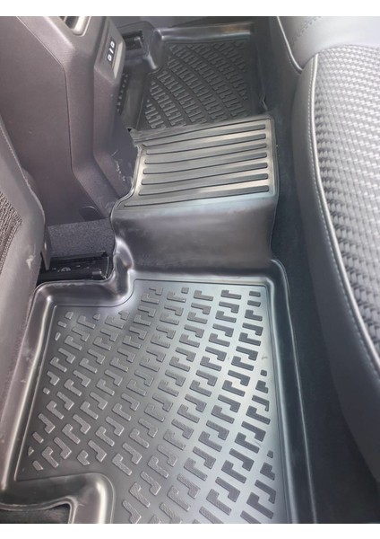 Renault Austral Mild Hybrit 2023 + 3D Havuzlu Paspas Siyah fırsatları