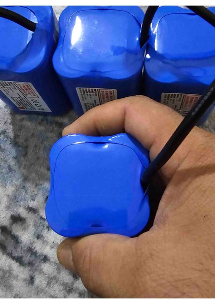 Sazan Yemleme (Tekne ve Bot) 7.4V Pilimiz (17.000)MAH Yüksek Kaliteli Uzun Ömürlü Teknelerinız modelleri