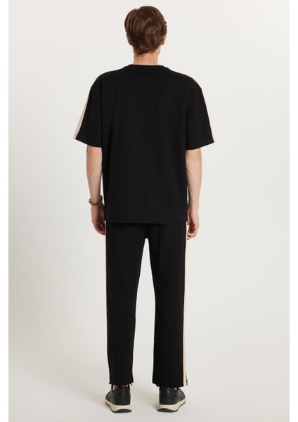 Erkek Standart Fit Normal Kesim Pamuklu Bisiklet Yaka Şeritli Siyah Eşofman Takımı indirimleri