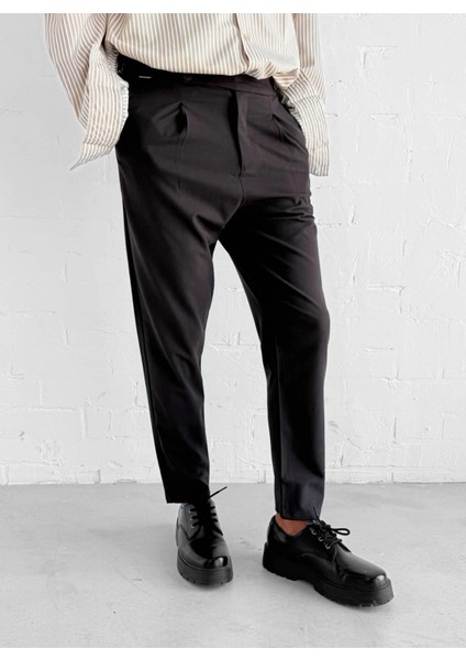 Erkek Ayarlanabilir Tokalı Pileli Kumaş Pantolon Kahverengi modelleri