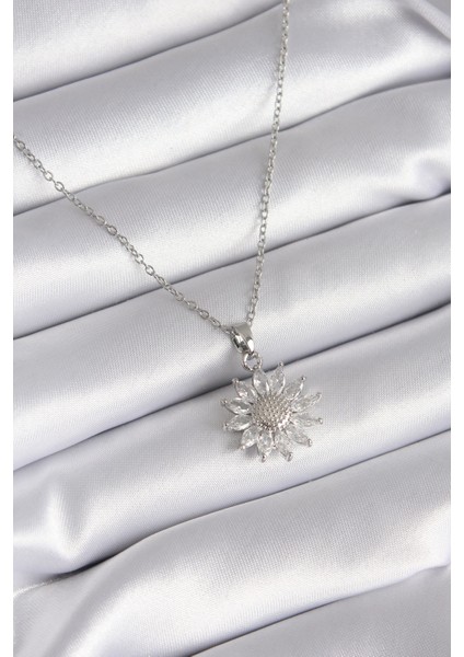 316L Çelik Gümüş Renk Papatya Model Kadın Kolye - TJ-BKO8320