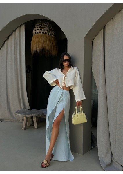 Mavi Yırtmaç Detaylı Müslin Pantolon 29231