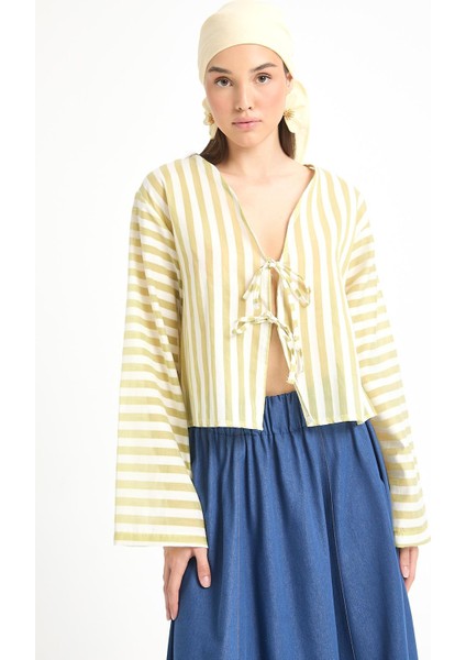 Yağ Yeşili Modal Kumaş Çizgili Önden Bağlamalı Bluz 29292 indirimleri