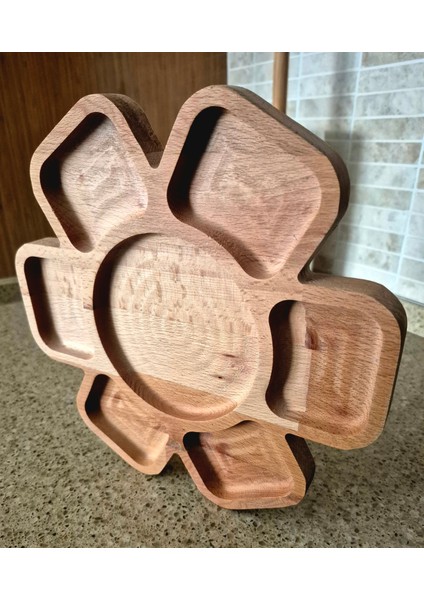 Çiçek Şekilli Ahşap Sunum Tahtası - 25 cm Çap - Kayın Ağacı - Kahverengi