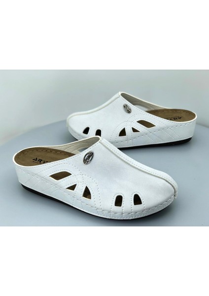 09-130 Kadın Önü Kapalı Orta Pedik Terlik fiyatları