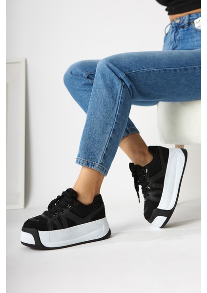 Alvi Siyah Deri Detaylı Kadın Sneakers modelleri