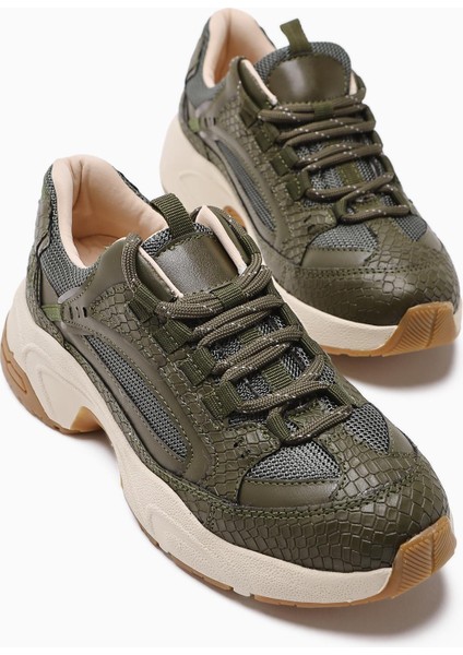 Caisa Haki Tekstil Detaylı Bağcıklı Kadın Sneakers fırsatları