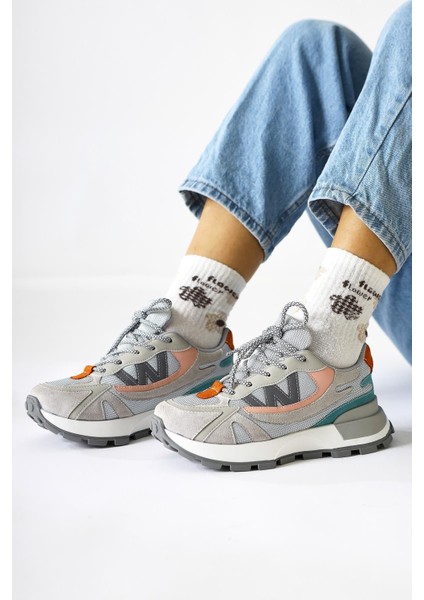 Bach Gri Süet Tekstil Detaylı Bağcıklı Kadın Sneakers fırsatları