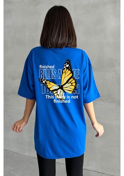 Kadın Büyük Kelebek Baskılı Bisiklet Yaka Oversize T-Shirt fiyatları