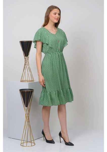 Kadın Yeşil Renk Önden Düğmeli Volan Detaylı Yazlık Midi Elbise 4436-105 modelleri