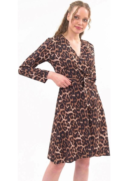 Kadın Taba Kruvaze Bağlama Detaylı Leopar Desenli Mevsimlik Midi Elbise 4358-100 modelleri