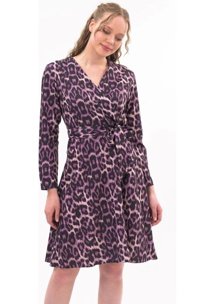 Kadın Kruvaze Yaka Bağlama Detaylı Leopar Desenli Midi Elbise 4358/100 fırsatları