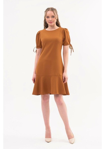 Kadın Taba Pileli kol Bağlama Detaylı Volanlı Midi Boy Elbise 3812-100