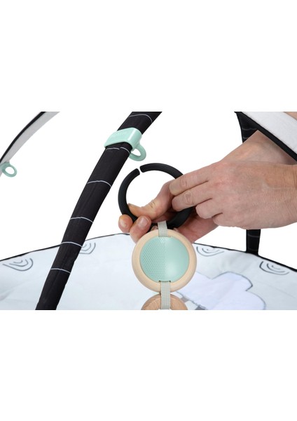 0-3 Yaş Jimnastik Merkezi Oyun Halısı (Black & White Koleksiyonu) indirimleri