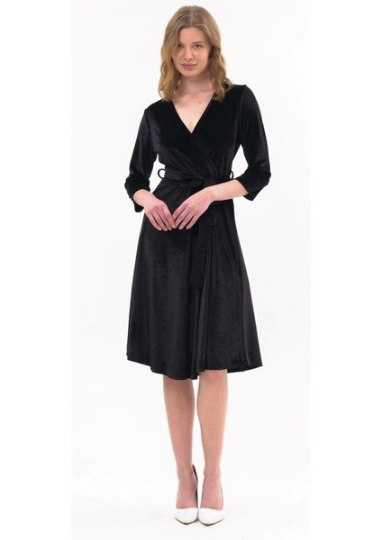 Kadın Kadife Siyah Kruvaze Yaka Midi Elbise 4484/110