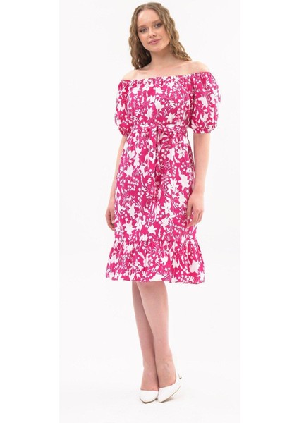 Kadın Fuşya Kayık Yaka Büzgülü Volan Detaylı Midi Yazlık Elbise 4473-105 modelleri