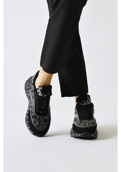 Kada Gri Leopar Desenli Taş Detaylı Sneakers fiyatları