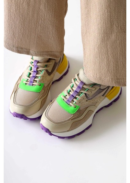 Netta Çok Renkli (Yeşil) File Detaylı Bağcıklı Sneakers indirimleri