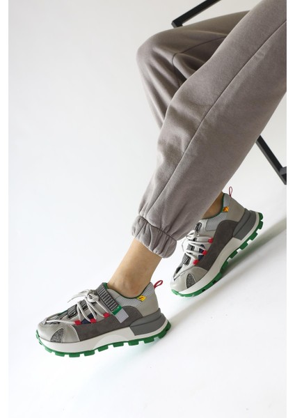 Nely Gri Asimetrik Bağcıklı Sneakers fiyatları