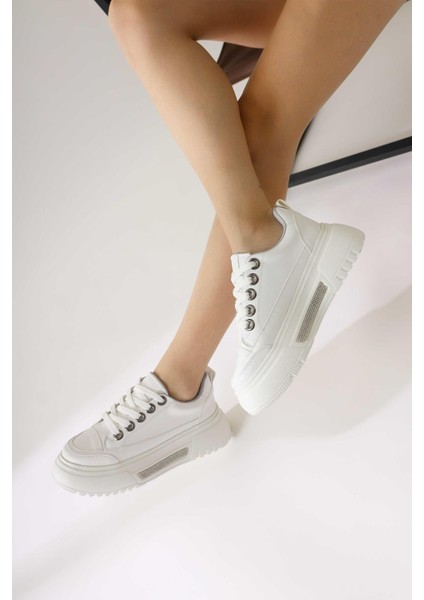 Rosella Beyaz Kalın Tabanlı Taş Detaylı Bağcıklı Sneakers modelleri