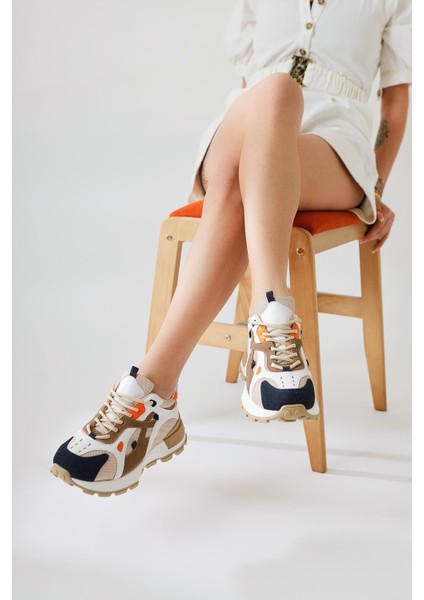 Siska Lacivert-Krem Bağcıklı Yüksek Taban Sneakers fırsatları