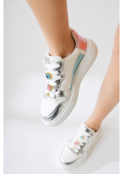 Deena Beyaz Kalın Tabanlı Taş Detaylı Sneakers